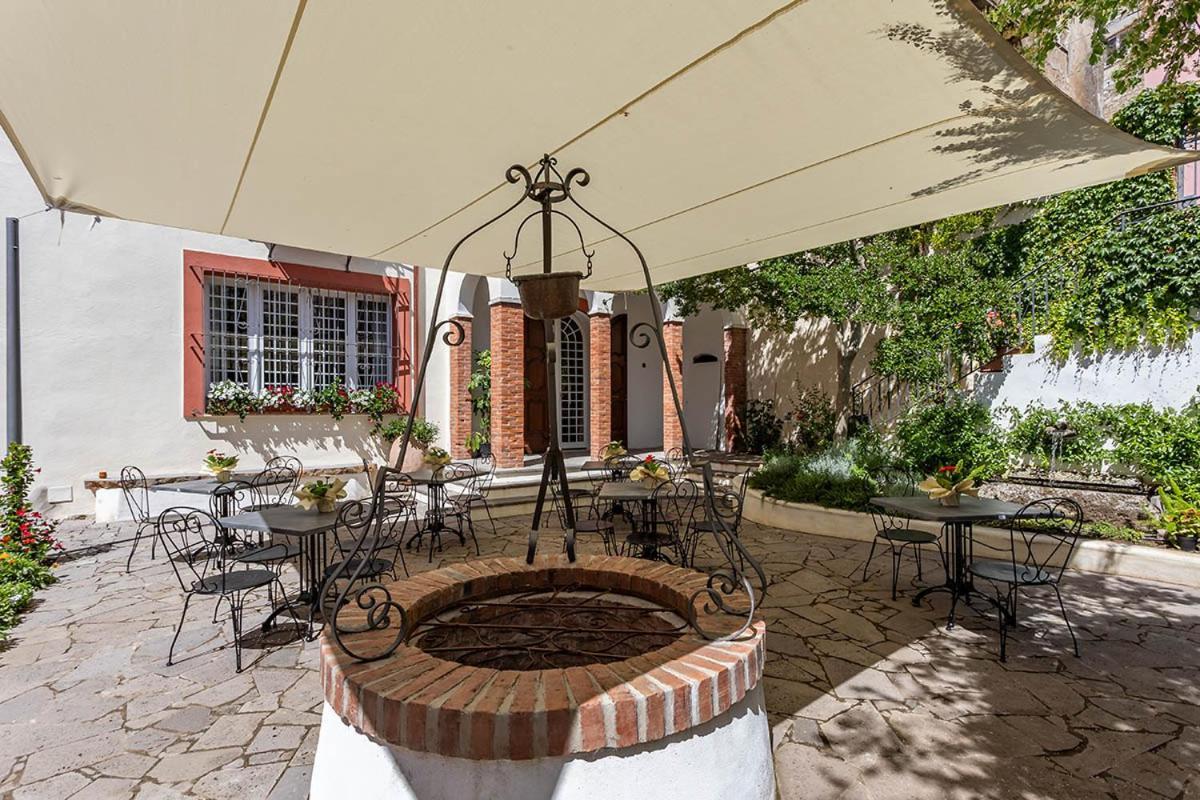 Borgo Prima Luce Hotell Cuglieri Exteriör bild